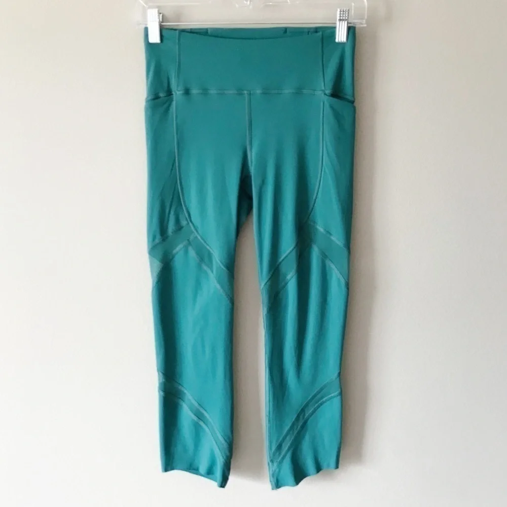 Lululemon On Pace Crop 21” Deep Cove Green Sz 4